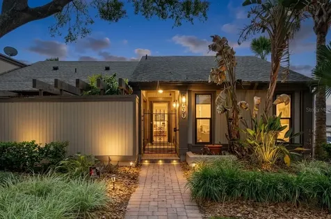 690 Lake Villas Drive Altamonte Springs FL 32701