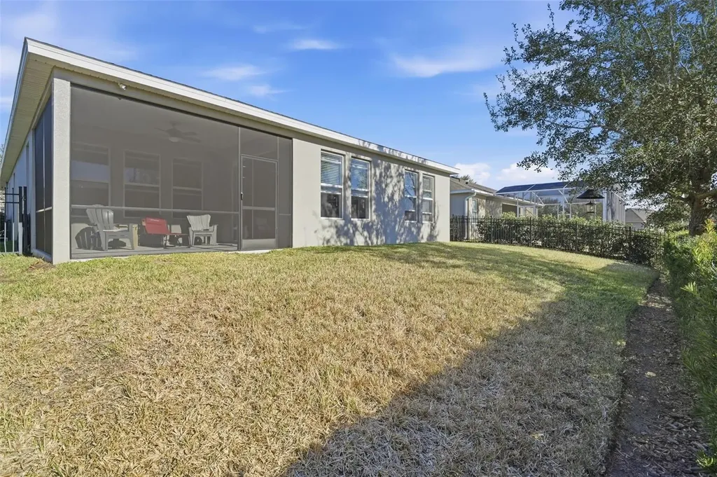 404 W Victoria Trails Boulevard Deland FL 32724