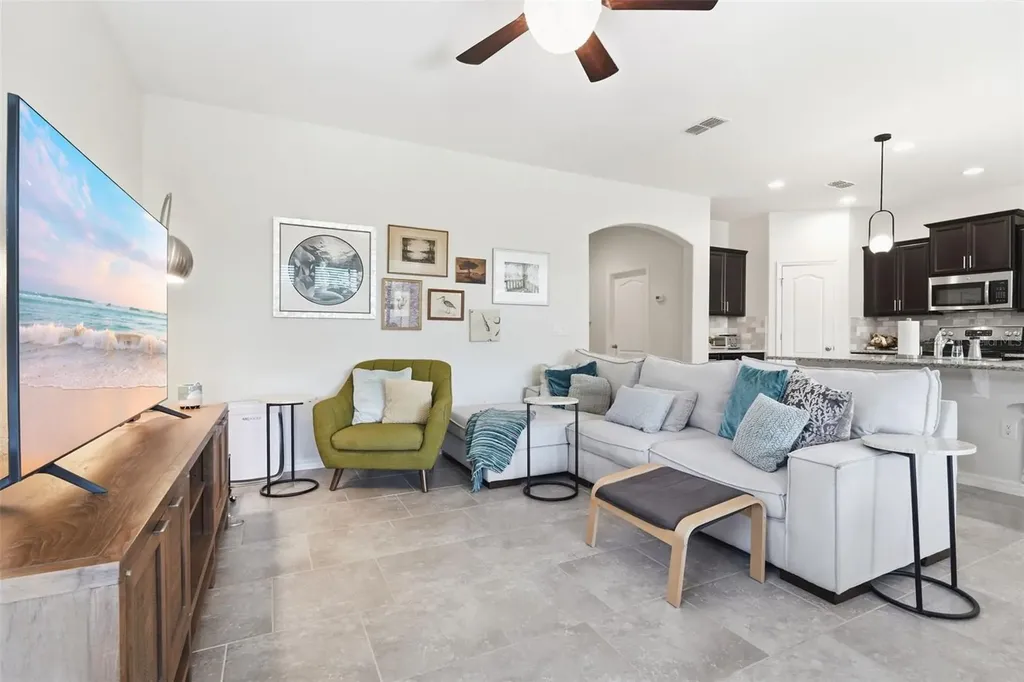 404 W Victoria Trails Boulevard Deland FL 32724