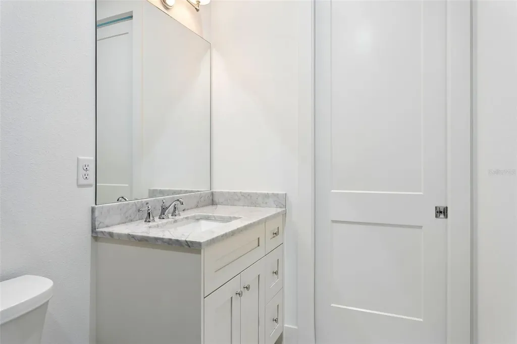 2704 W Tyson Avenue Tampa FL 33611