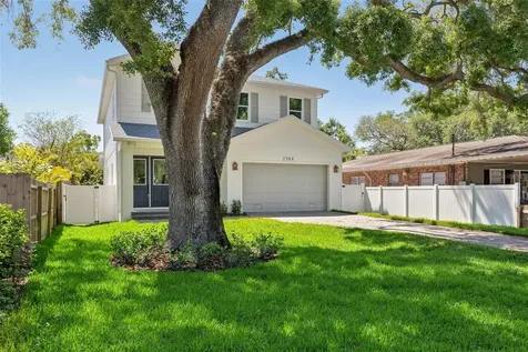 2704 W Tyson Avenue Tampa FL 33611