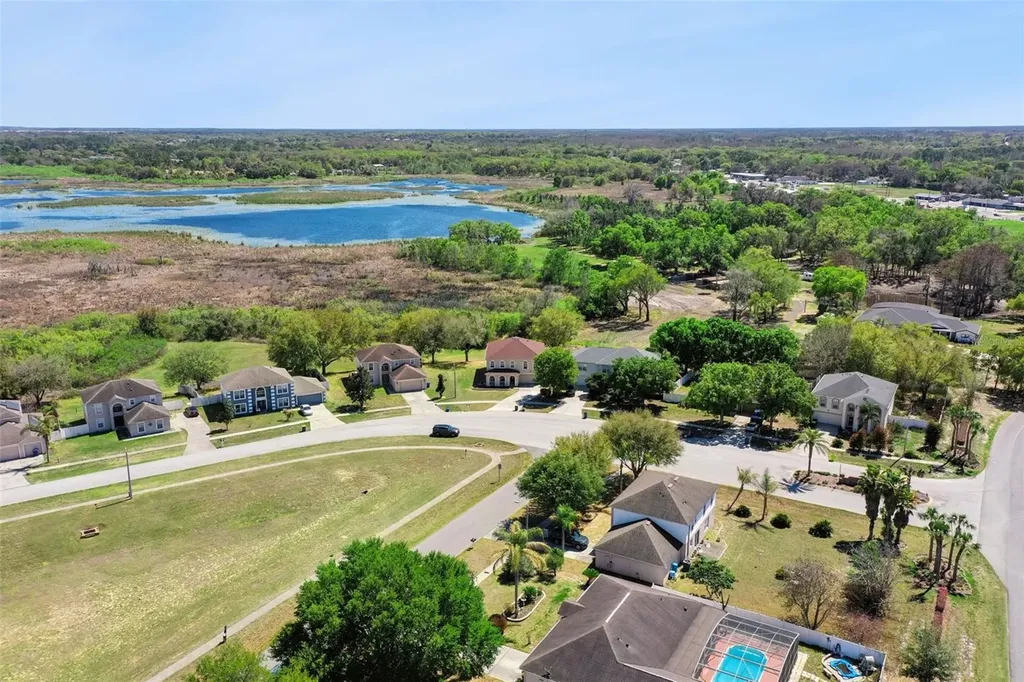 1614 Ridgemoor Drive Mascotte FL 34753