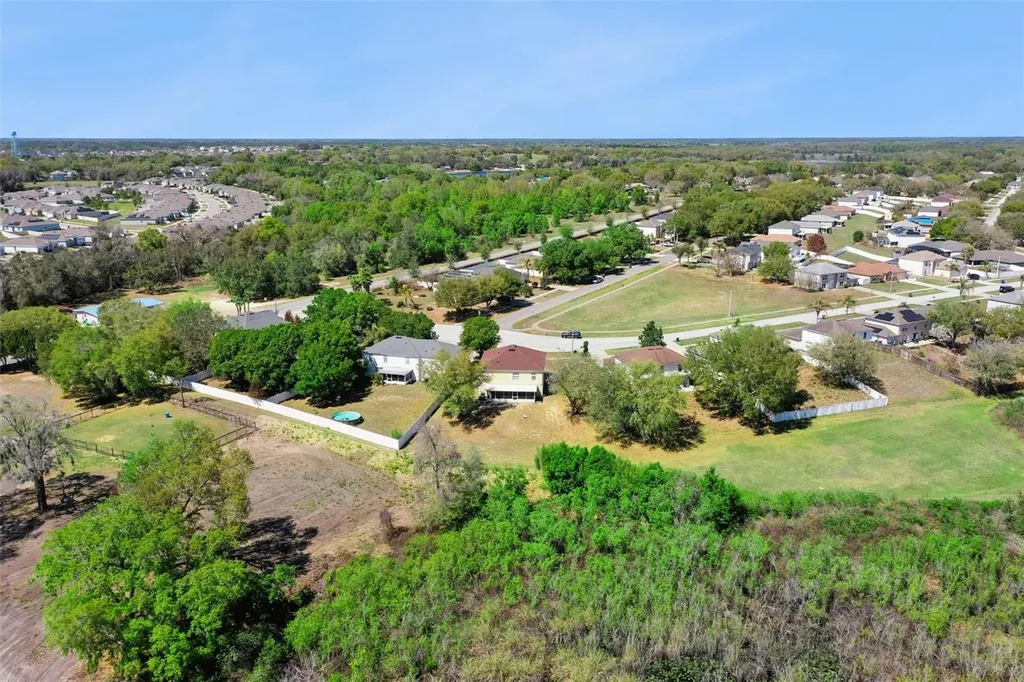1614 Ridgemoor Drive Mascotte FL 34753