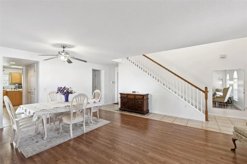 1614 Ridgemoor Drive Mascotte FL 34753
