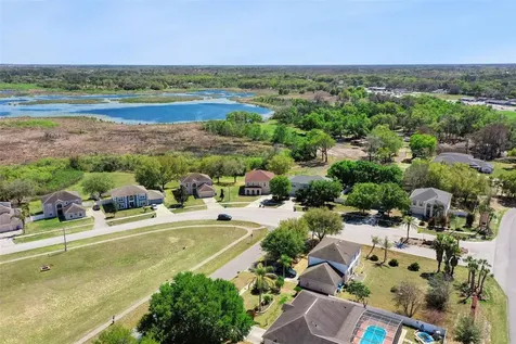 1614 Ridgemoor Drive Mascotte FL 34753