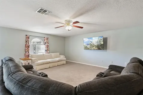 1614 Ridgemoor Drive Mascotte FL 34753