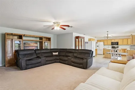 1614 Ridgemoor Drive Mascotte FL 34753