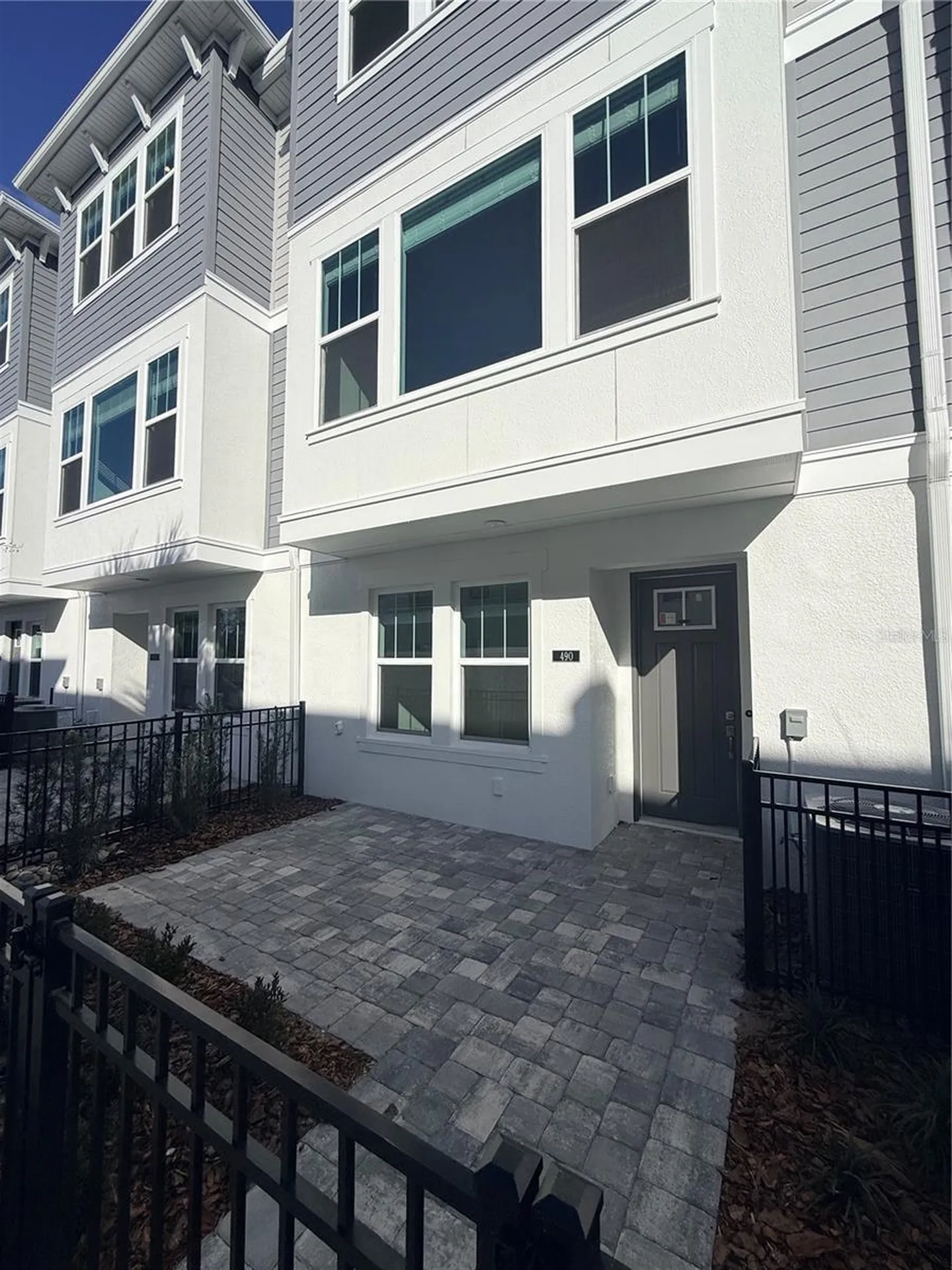 490 31st Way N St Petersburg FL 33713
