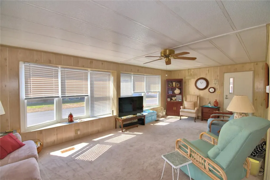 4239 Cedarwood Street Winter Haven FL 33880