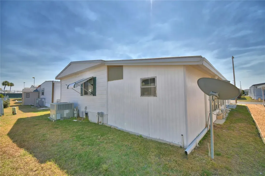 4239 Cedarwood Street Winter Haven FL 33880