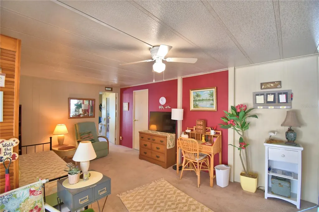 4239 Cedarwood Street Winter Haven FL 33880