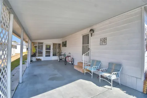 4239 Cedarwood Street Winter Haven FL 33880