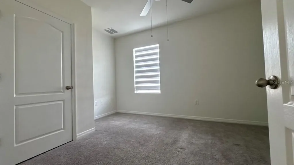 1280 Cascades Avenue Davenport FL 33837