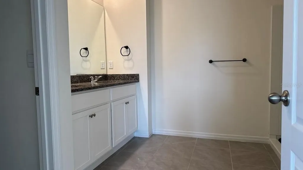 1280 Cascades Avenue Davenport FL 33837