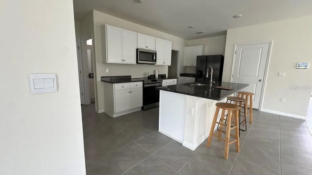 1280 Cascades Avenue Davenport FL 33837