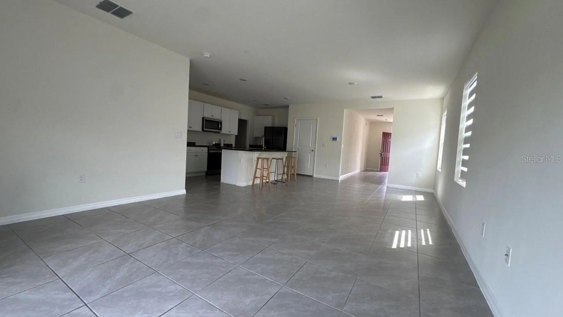 1280 Cascades Avenue Davenport FL 33837