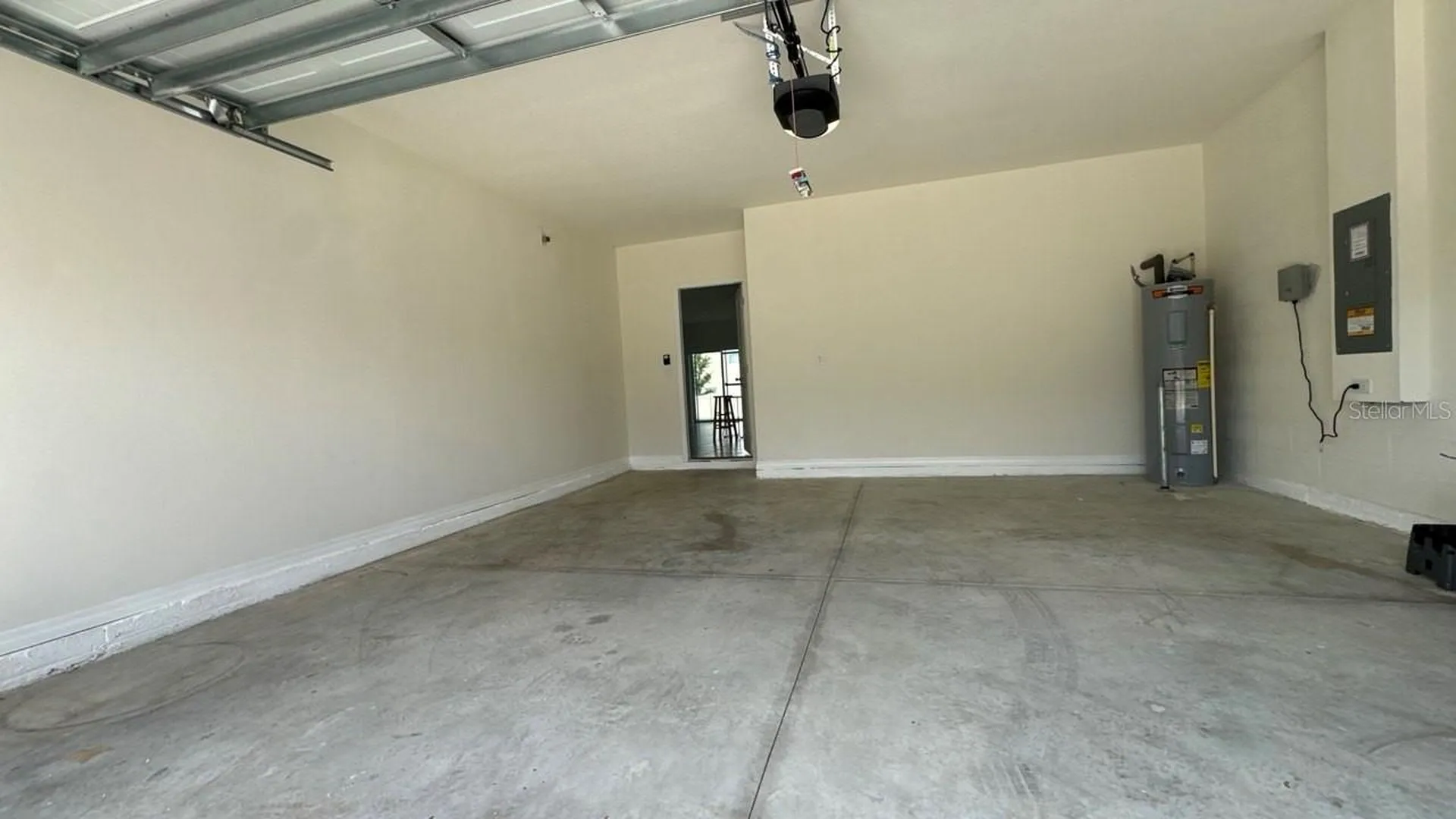 1280 Cascades Avenue Davenport FL 33837