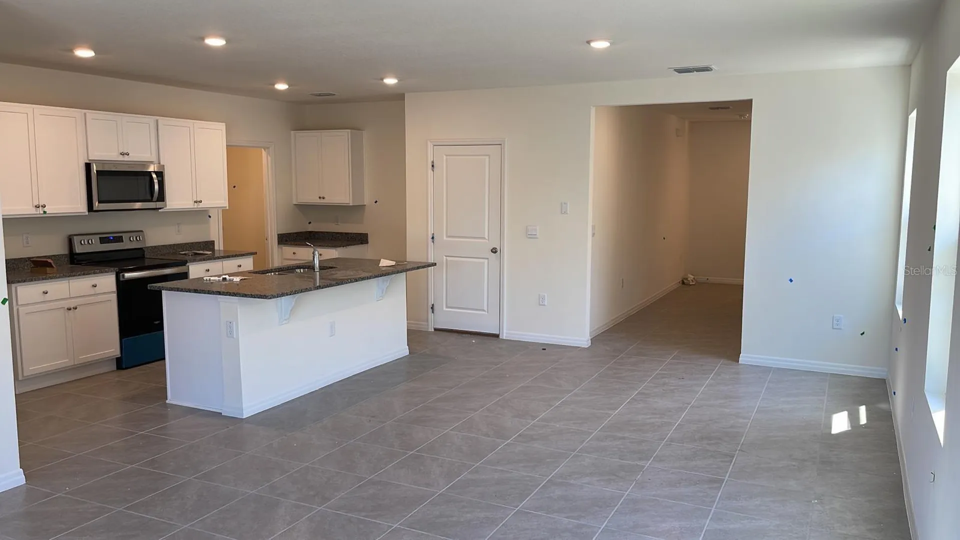 1280 Cascades Avenue Davenport FL 33837