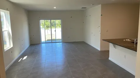 1280 Cascades Avenue Davenport FL 33837