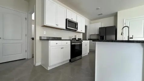 1280 Cascades Avenue Davenport FL 33837