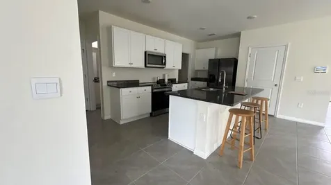 1280 Cascades Avenue Davenport FL 33837