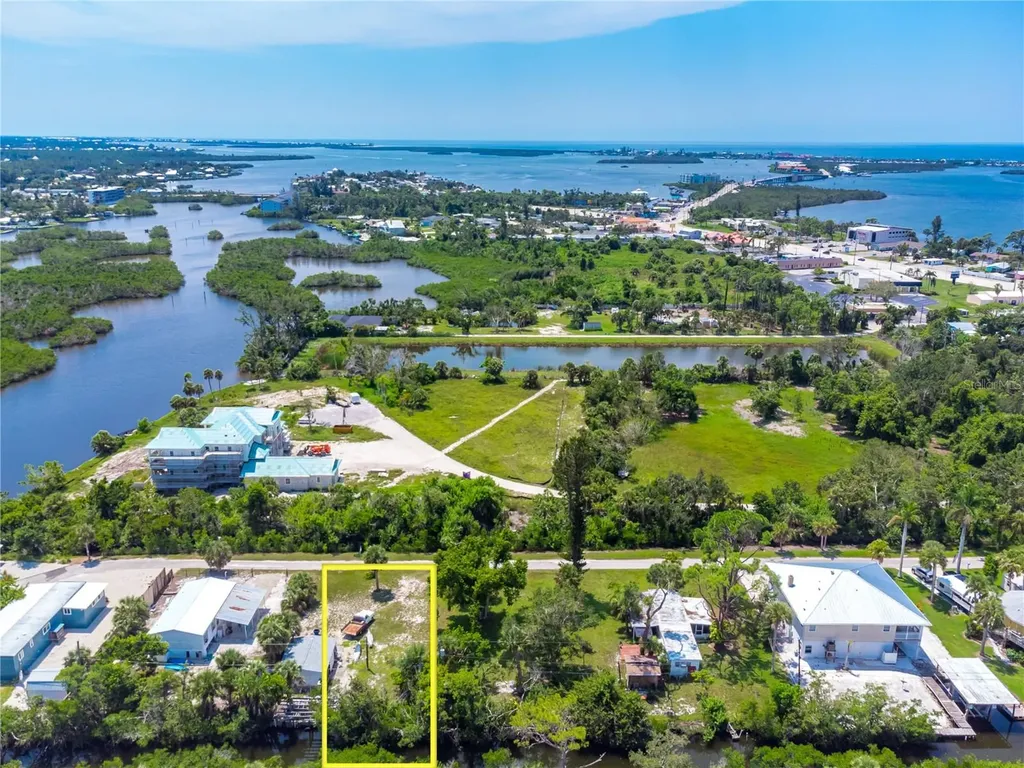 240 Riverview Avenue Englewood FL 34223