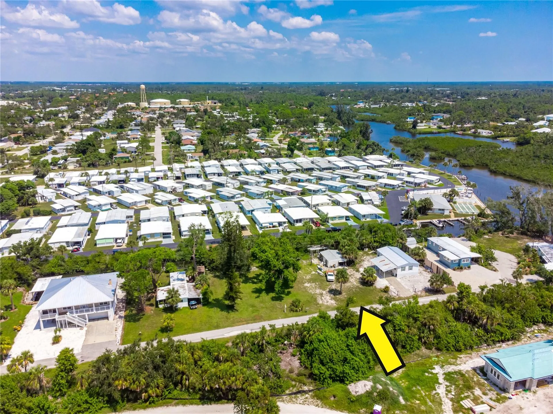 240 Riverview Avenue Englewood FL 34223