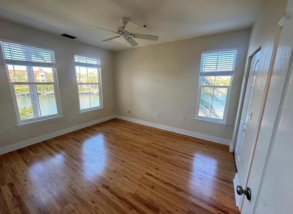 2755 Via Capri Clearwater FL 33764