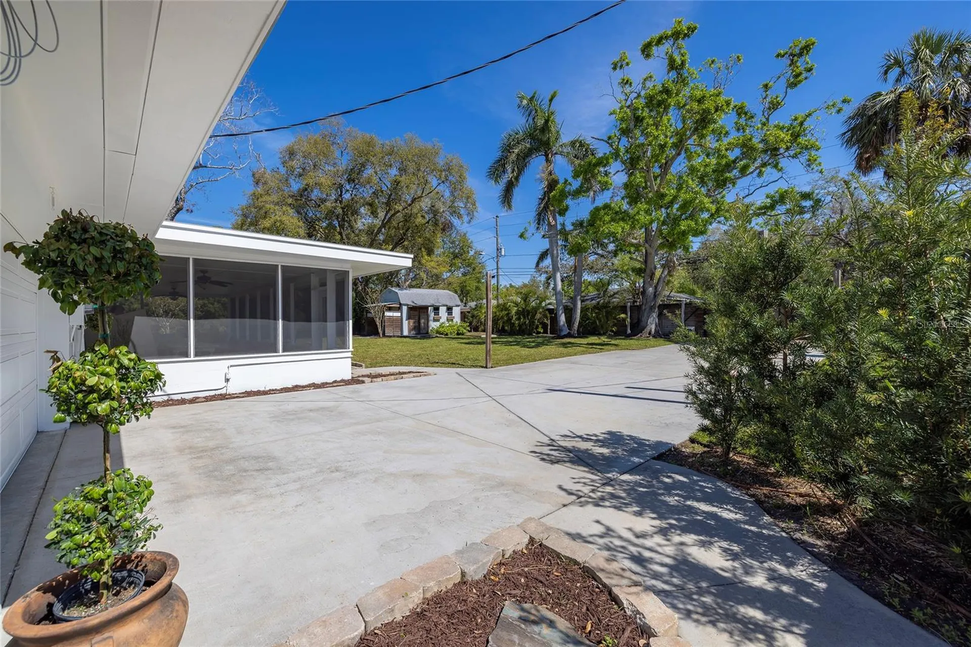 1433 Park Street N St Petersburg FL 33710