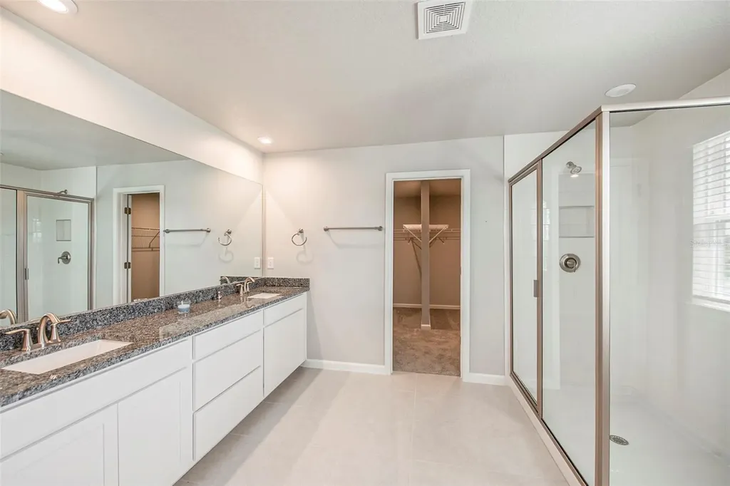 2326 Village Amble Loop Lutz FL 33558