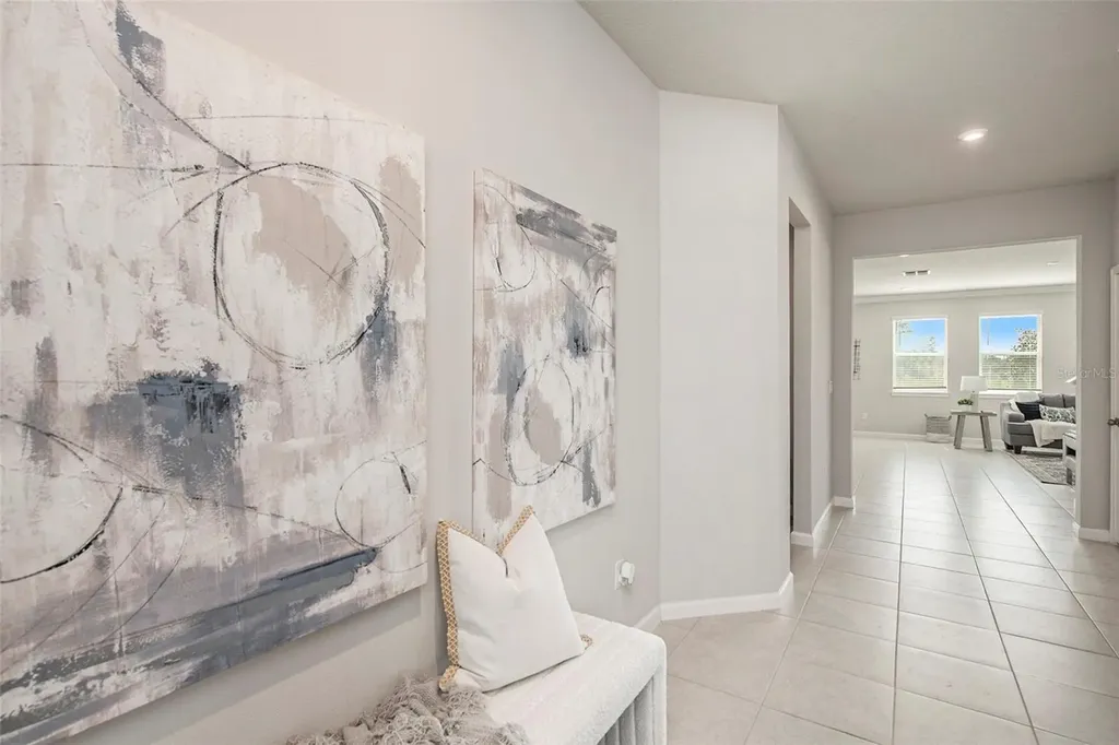 2326 Village Amble Loop Lutz FL 33558
