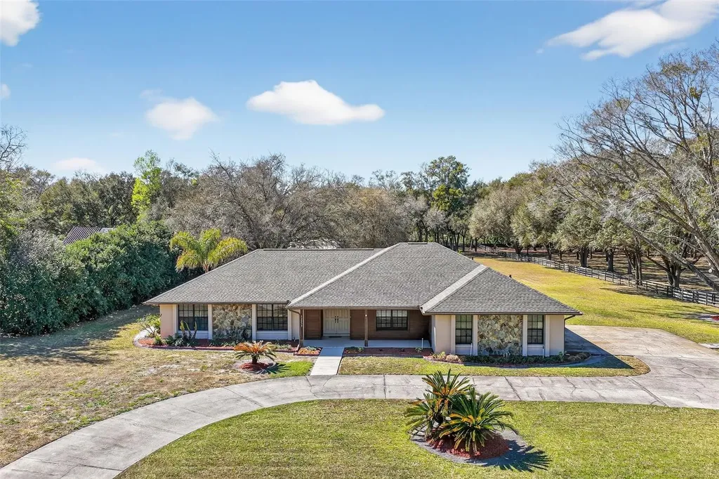 32239 Wolf Branch Lane Sorrento FL 32776