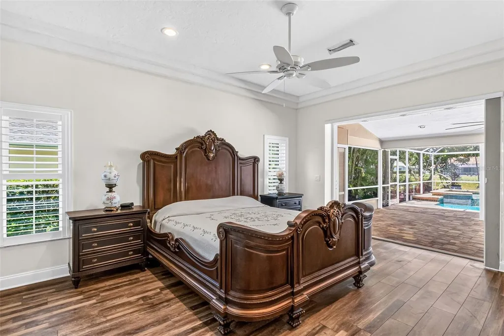 8309 Shadow Pine Way Sarasota FL 34238
