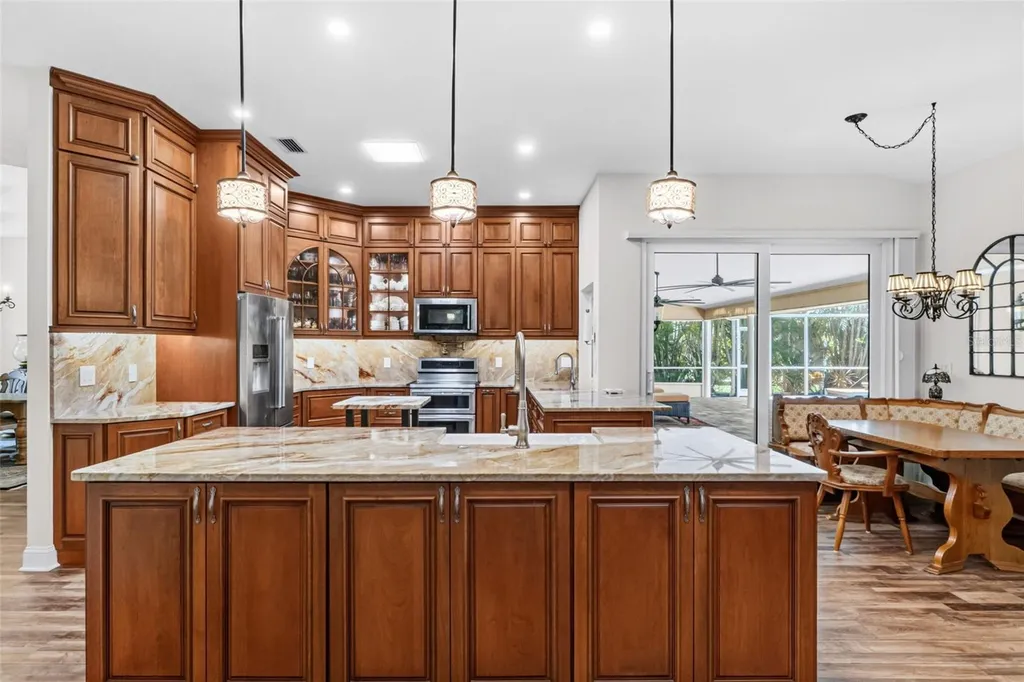 8309 Shadow Pine Way Sarasota FL 34238