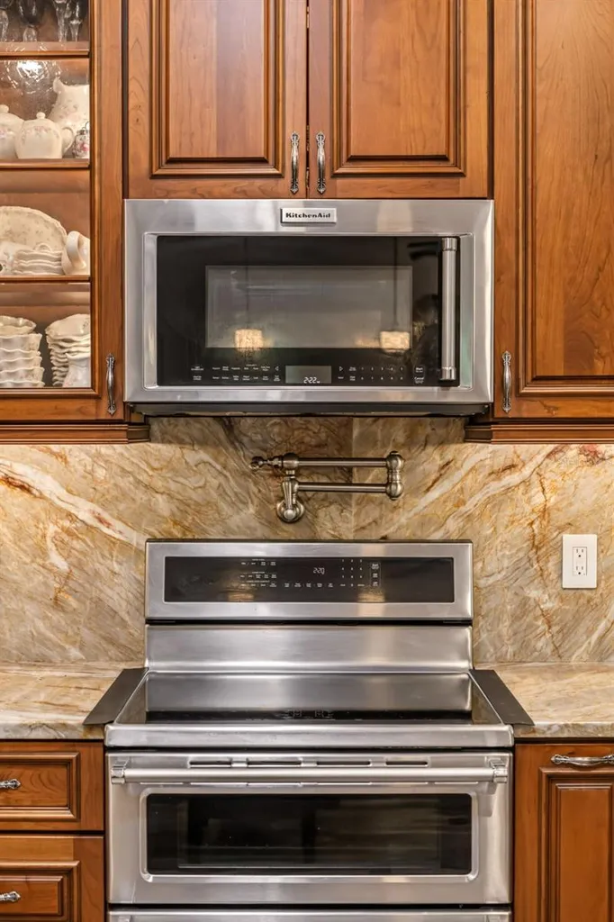 8309 Shadow Pine Way Sarasota FL 34238