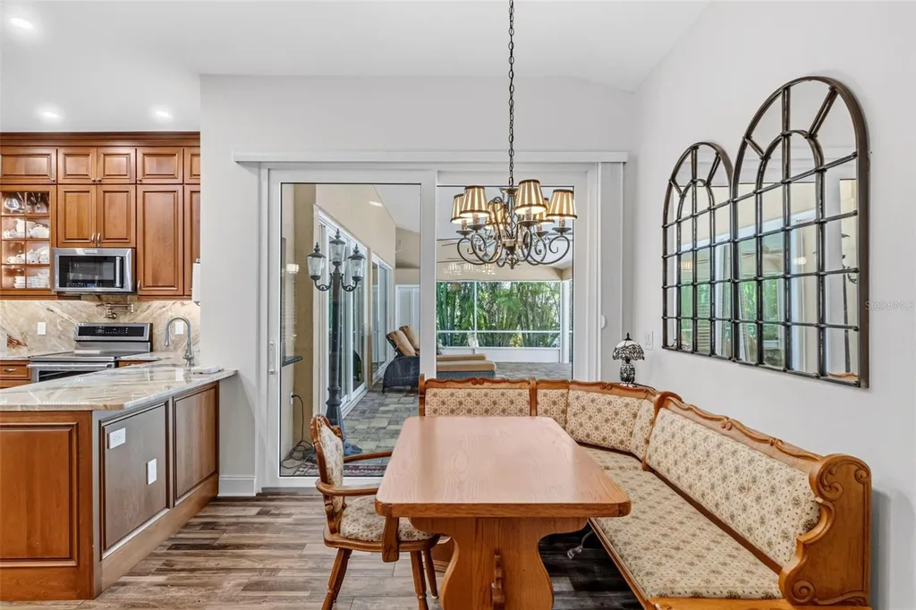8309 Shadow Pine Way Sarasota FL 34238
