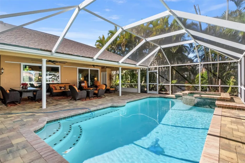 8309 Shadow Pine Way Sarasota FL 34238