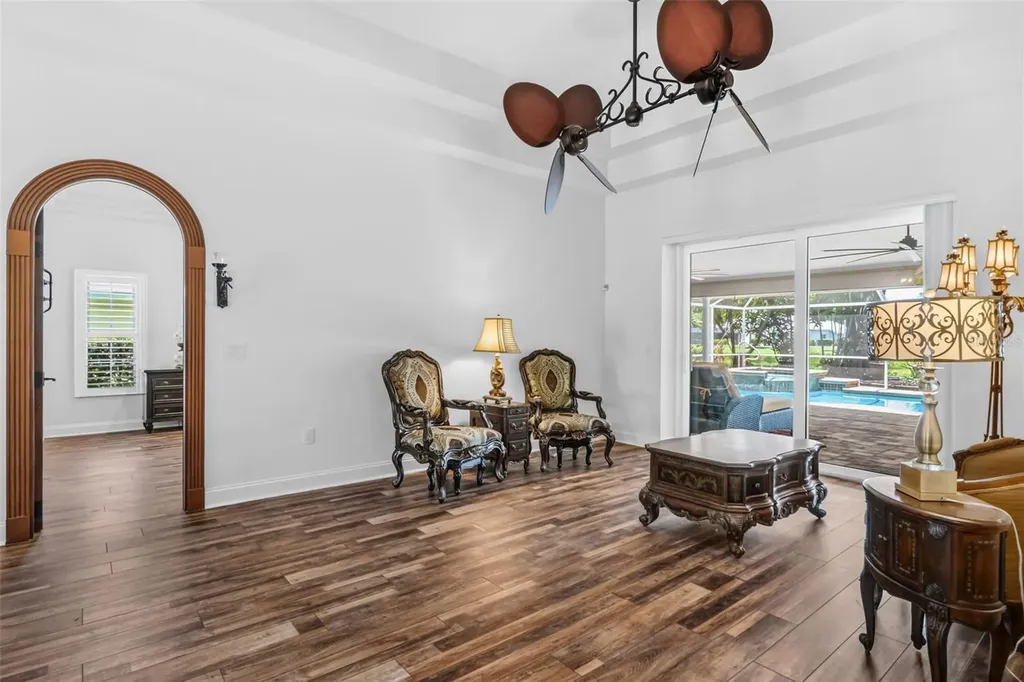 8309 Shadow Pine Way Sarasota FL 34238