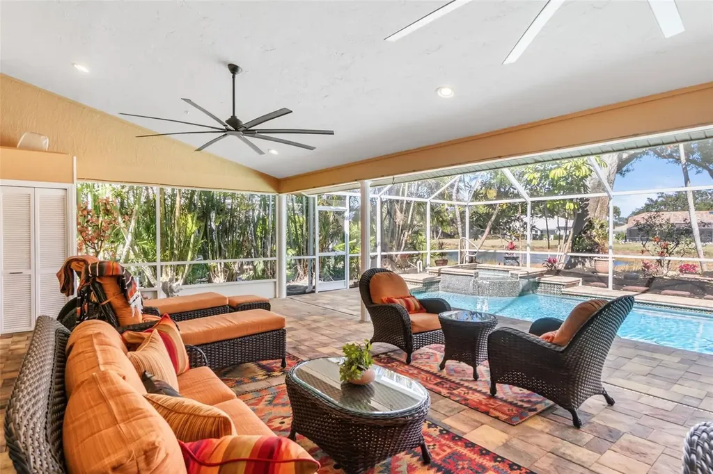 8309 Shadow Pine Way Sarasota FL 34238