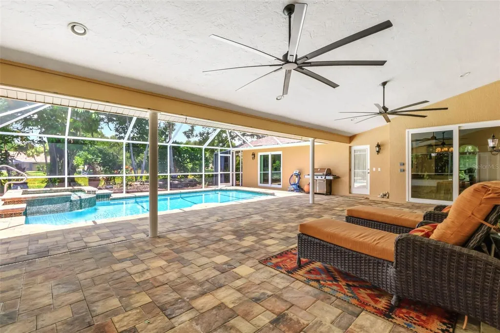 8309 Shadow Pine Way Sarasota FL 34238