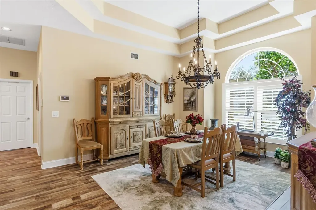 8309 Shadow Pine Way Sarasota FL 34238