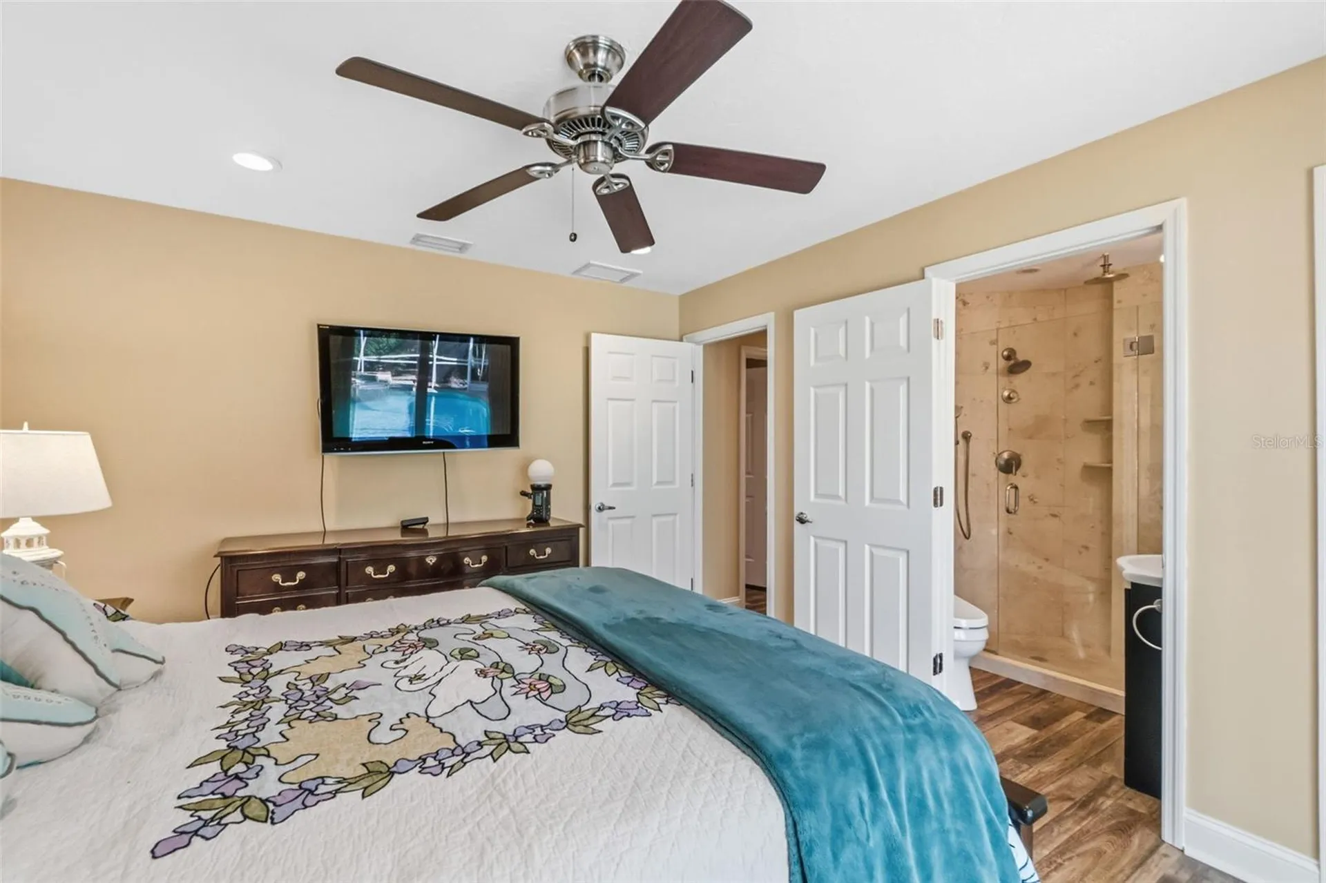 8309 Shadow Pine Way Sarasota FL 34238