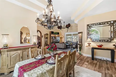 8309 Shadow Pine Way Sarasota FL 34238