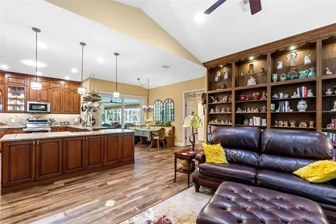 8309 Shadow Pine Way Sarasota FL 34238