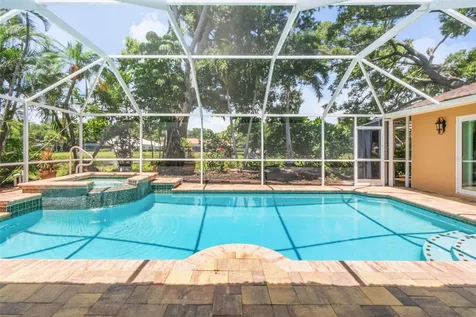 8309 Shadow Pine Way Sarasota FL 34238