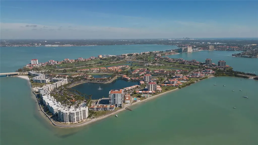 6080 Bahia Del Mar Circle St Petersburg FL 33715