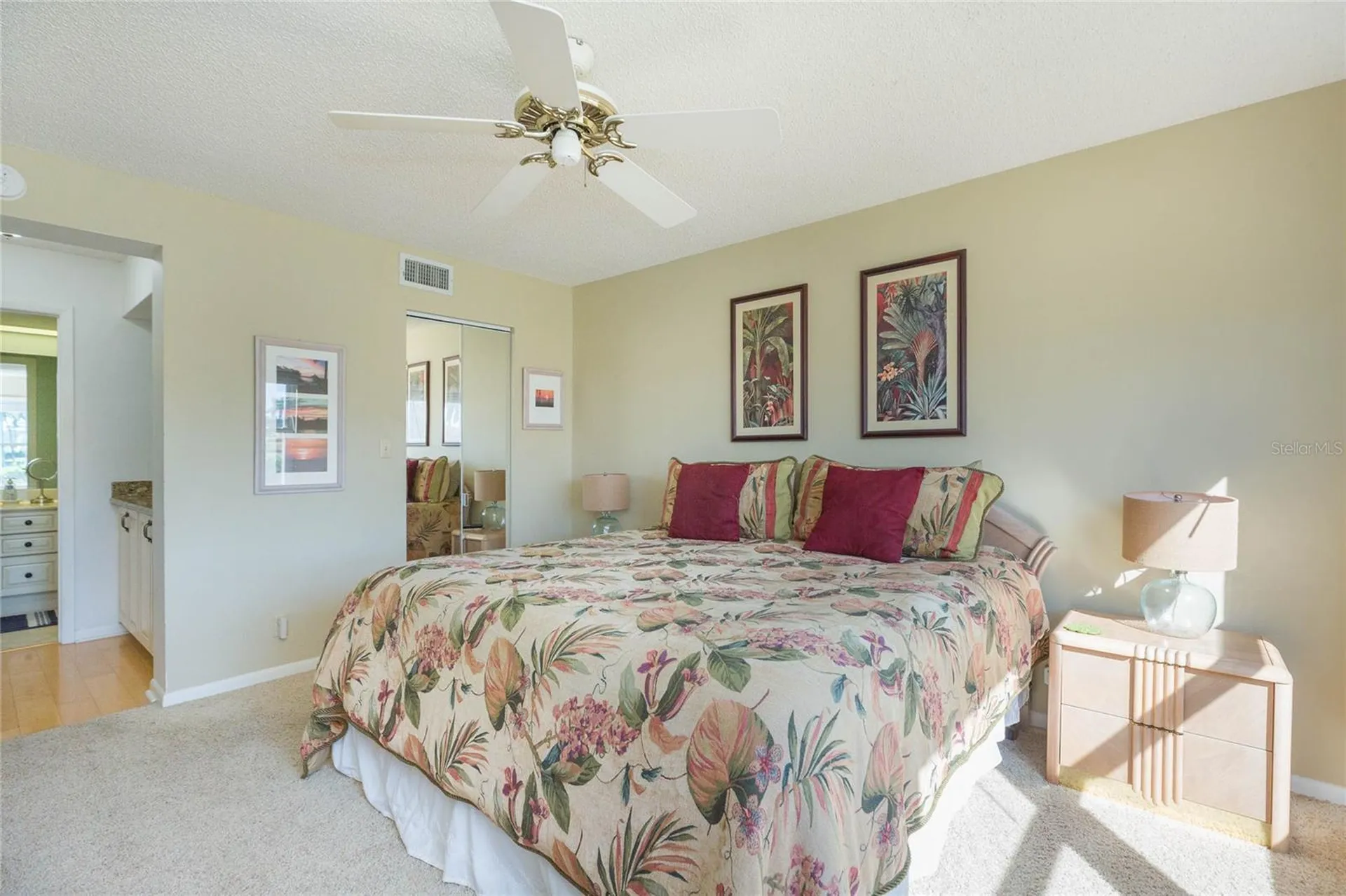 6080 Bahia Del Mar Circle St Petersburg FL 33715