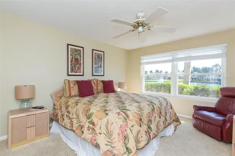 6080 Bahia Del Mar Circle St Petersburg FL 33715