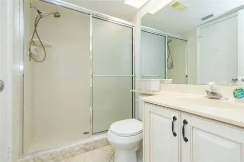 6080 Bahia Del Mar Circle St Petersburg FL 33715