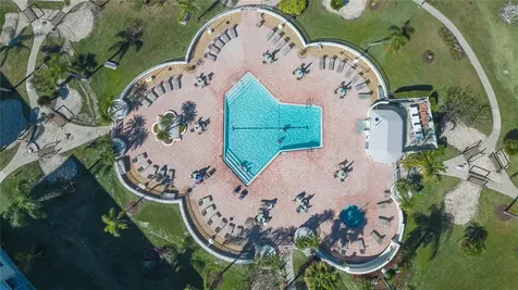 6080 Bahia Del Mar Circle St Petersburg FL 33715